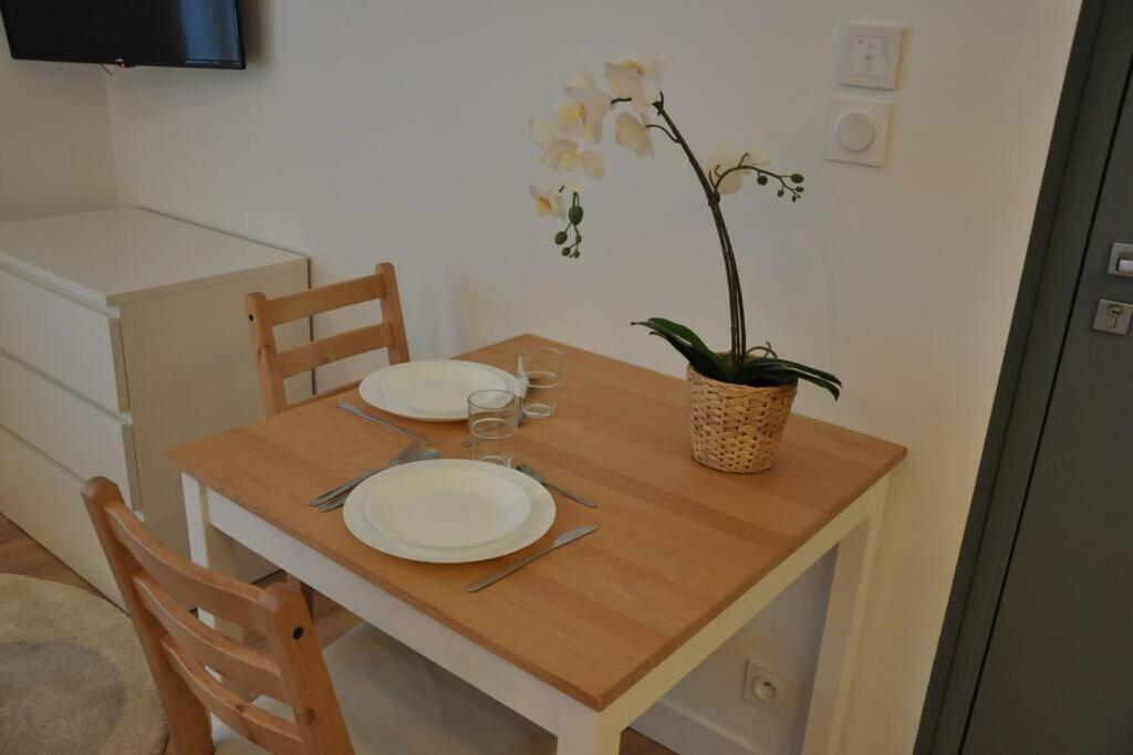 Апартаменты Freskenn 1, Studio 23M² Cosy & Chaleureux Брест Экстерьер фото